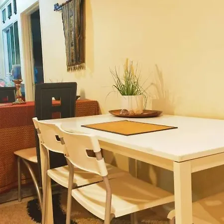 Apartment In Central Jb With Sea View, City View, Balcony, Free Wifi And Free Parking Johor Bahru Exterior photo