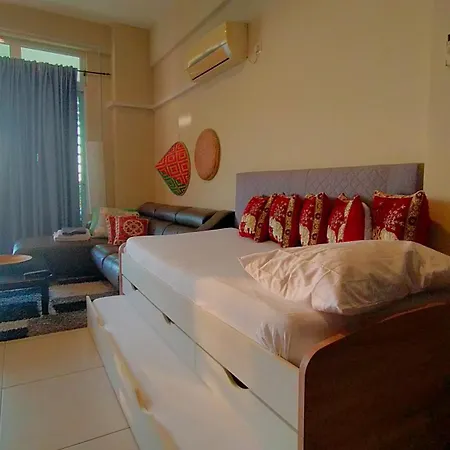 Apartment In Central Jb With Sea View, City View, Balcony, Free Wifi And Free Parking Johor Bahru Exterior photo