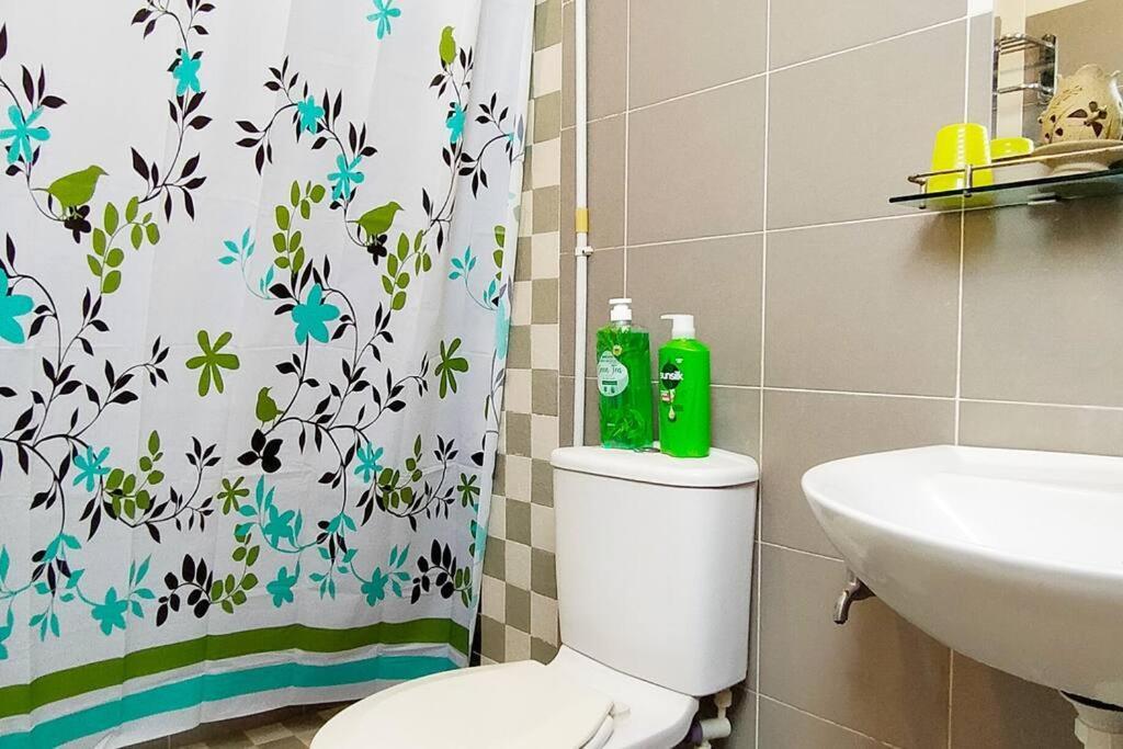 In Jb With Sea View, View, Balcony, Free Wifi And Free Parking Apartment