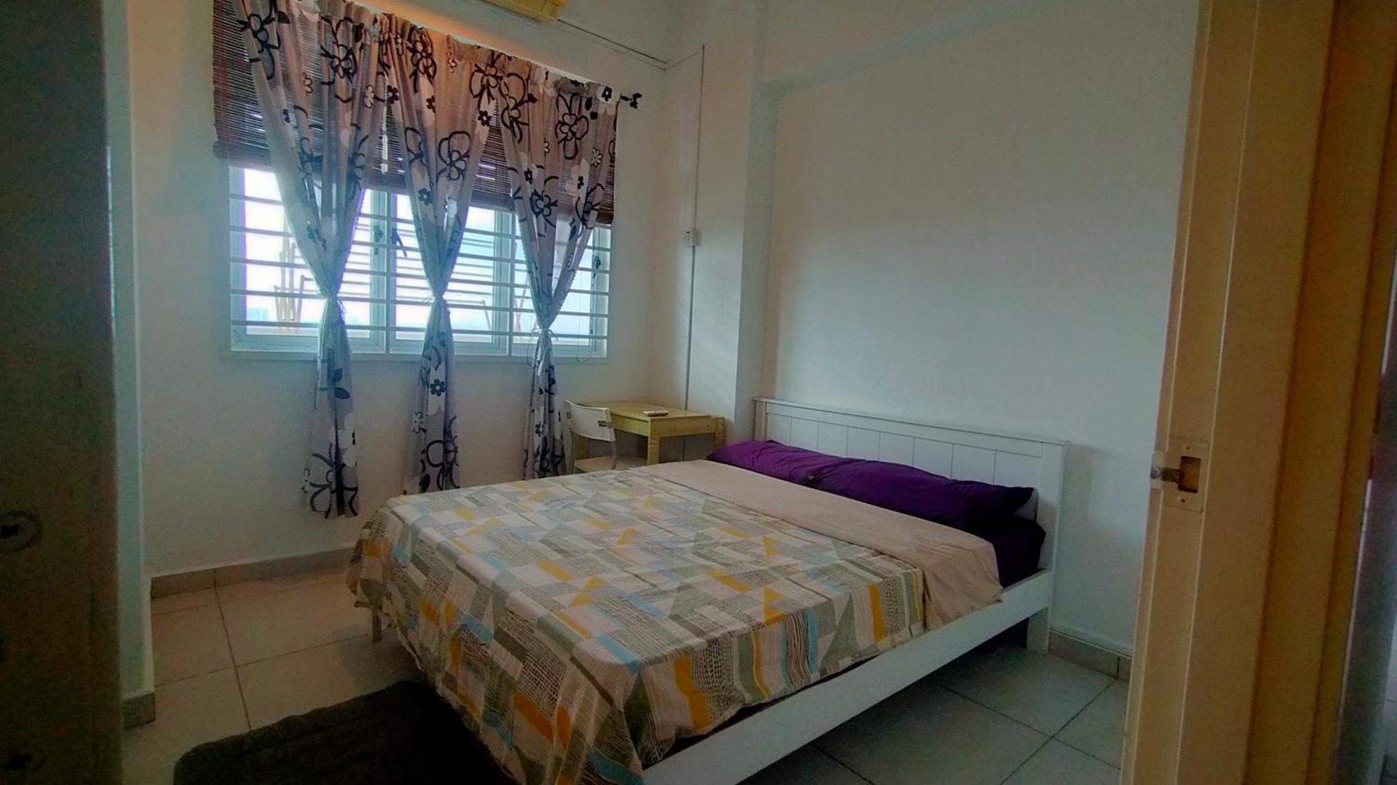 In Jb With Sea View, View, Balcony, Free Wifi And Free Parking Apartment Johor Bahru